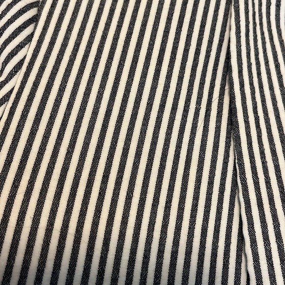 Navy and white striped H&M blazer, size 10 - Picture 3 of 5